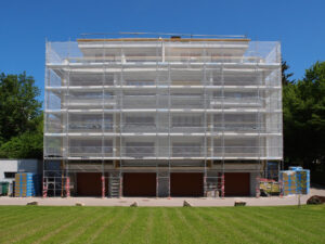 Echafaudages immeuble rénovation Villars-sur-Glâne