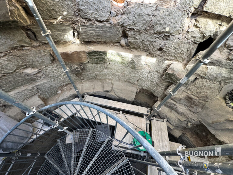 Restauration de l'intérieur du monument à Montagny, Fribourg